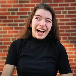 Meet your Posher, Mallory